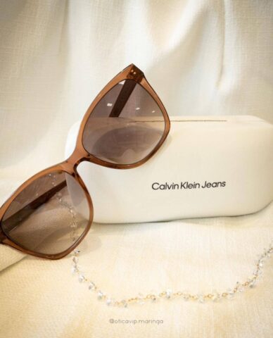 Óculos Calvin Klein Vip Ótica Maringá - PR