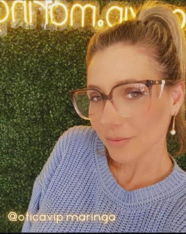 Óculos de Grau Feminino Marrom - Ótica Vip Maringá